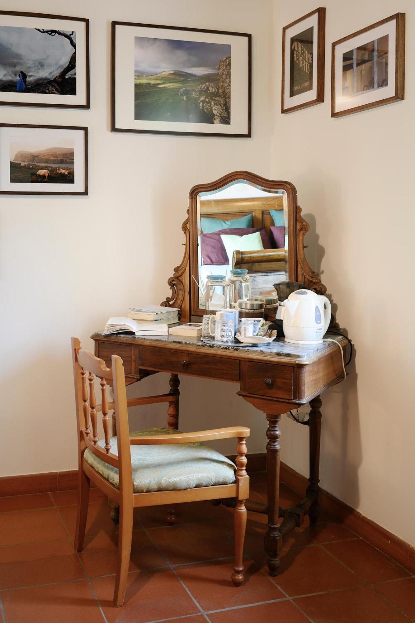 B&B Il Bed And Bookfast Mercatello  Extérieur photo